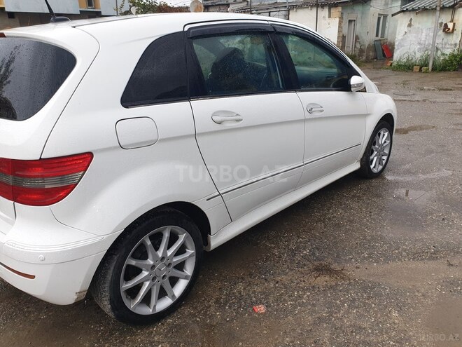 Mercedes B 170 2006, 221,546 km - 1.7 l - Bakı