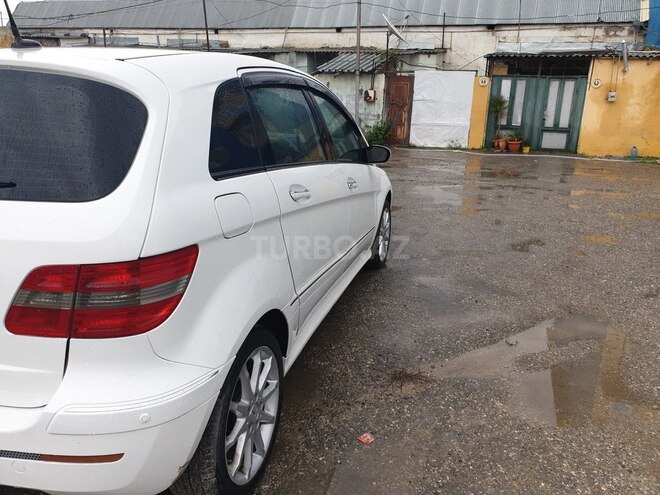 Mercedes B 170 2006, 221,546 km - 1.7 l - Bakı