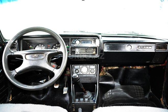 LADA (VAZ) 2105 1984, 130,000 km - 1.5 l - Bakı