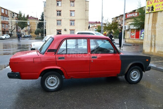 LADA (VAZ) 2105 1984, 130,000 km - 1.5 l - Bakı