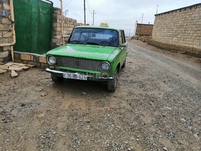 LADA (VAZ) 21011 1979, 345,000 km - 1.3 л - Bakı