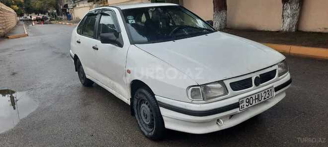 Volkswagen Polo 1998, 196,000 km - 1.6 l - Sumqayıt