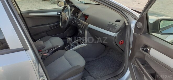 Opel Astra 2004, 180,200 km - 1.4 l - Bakı