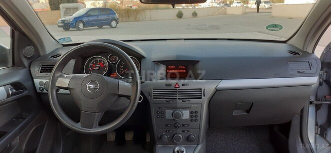 Opel Astra 2004, 180,200 km - 1.4 l - Bakı