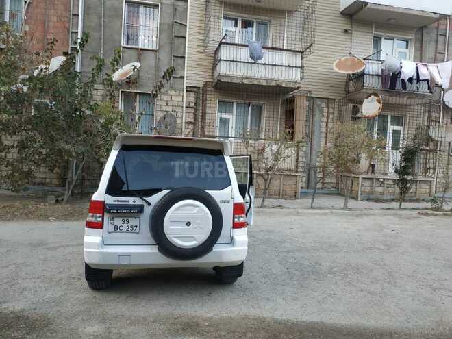 Mitsubishi Pajero io 2000, 221,500 km - 1.8 l - Bakı
