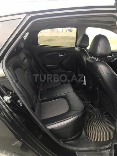 Hyundai ix35 2010, 195,000 km - 2.0 l - Naftalan