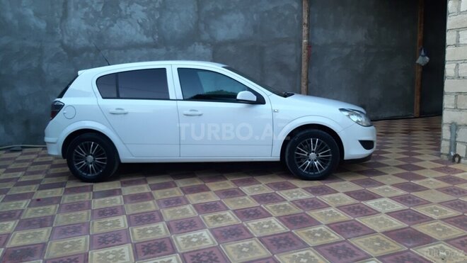 Opel Astra 2009, 163,000 km - 1.3 л - Gəncə