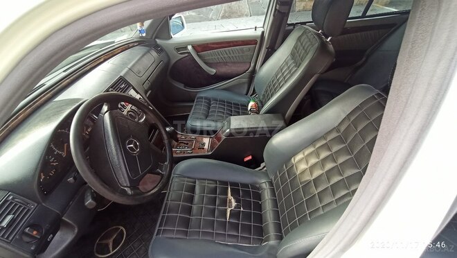 Mercedes C 230 1999, 180,000 km - 2.3 l - Zaqatala