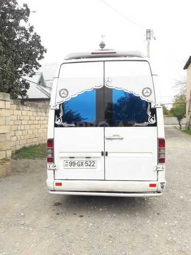 Mercedes Sprinter 313 2004, 748,000 km - 2.2 л - Yevlax