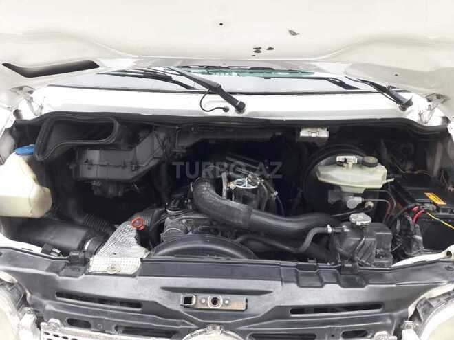 Mercedes Sprinter 313 2004, 748,000 km - 2.2 л - Yevlax
