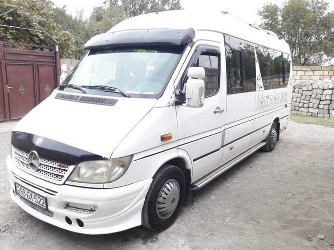 Mercedes Sprinter 313 2004, 748,000 km - 2.2 л - Yevlax