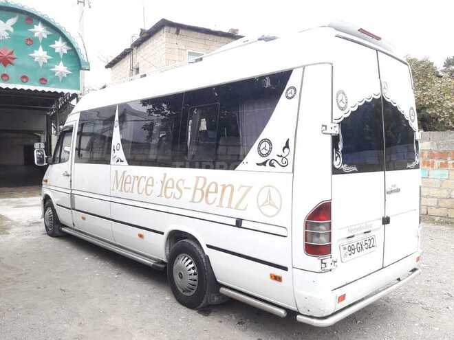 Mercedes Sprinter 313 2004, 748,000 km - 2.2 л - Yevlax