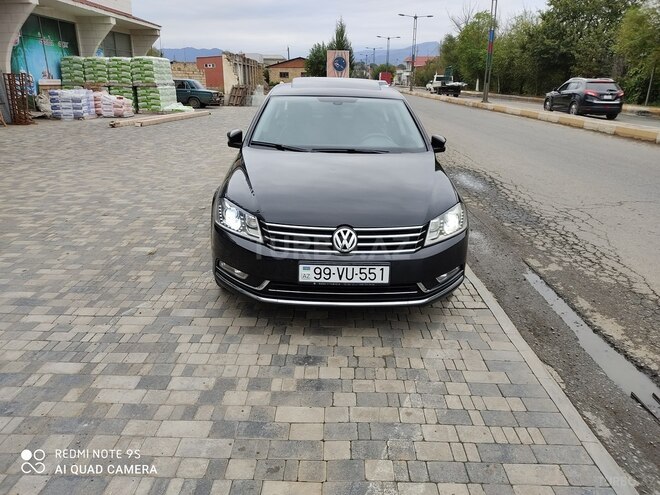 Volkswagen Passat 2011, 251,000 km - 1.8 л - Bakı