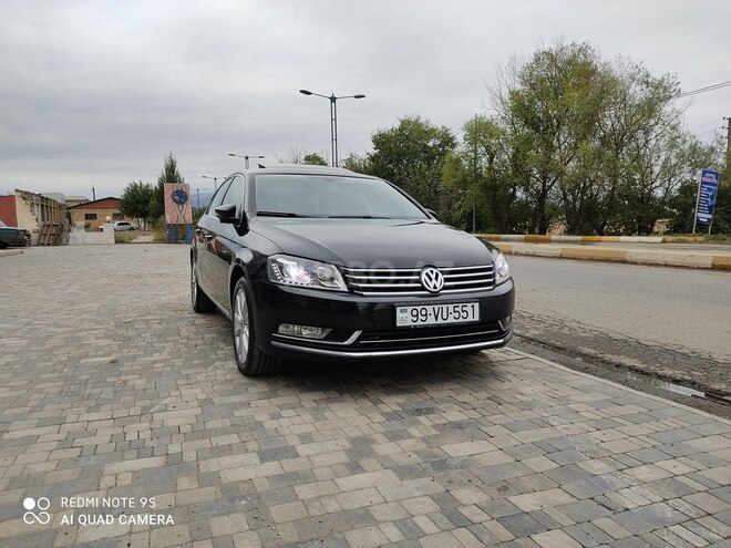 Volkswagen Passat 2011, 251,000 km - 1.8 л - Bakı