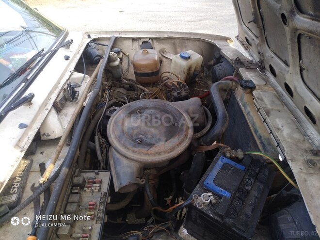 LADA (VAZ) 2104 1993, 300,000 km - 1.6 l - Qax