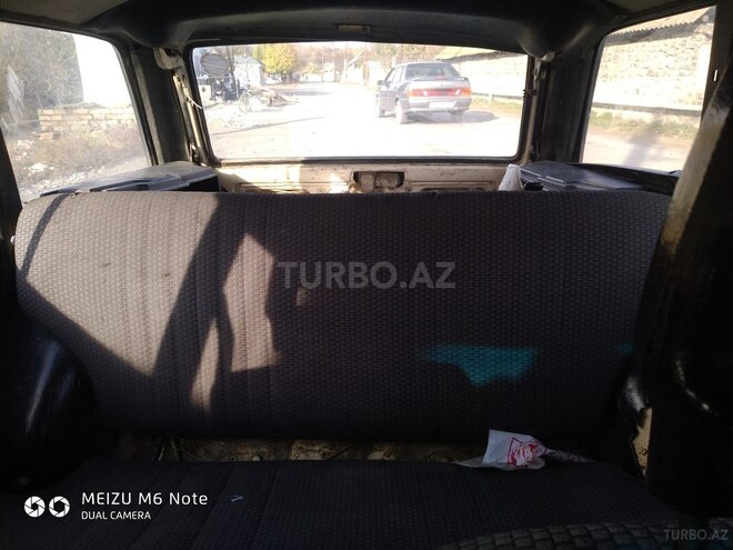 LADA (VAZ) 2104 1993, 300,000 km - 1.6 l - Qax