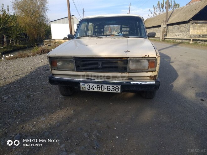 LADA (VAZ) 2104 1993, 300,000 km - 1.6 l - Qax