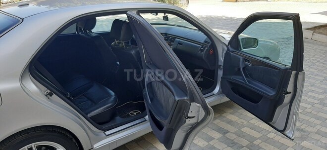 Mercedes E 270 2000, 392,143 km - 2.7 l - Sumqayıt