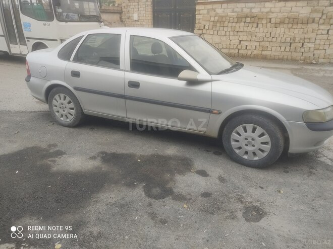 Opel Vectra 1997, 339,000 km - 1.6 л - Bakı