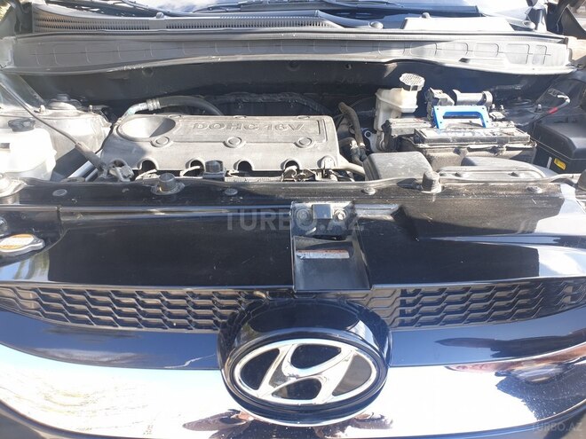 Hyundai ix35 2010, 195,000 km - 2.0 l - Naftalan