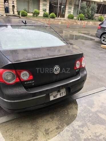 Volkswagen Passat 2006, 286,000 km - 2.0 l - Bakı