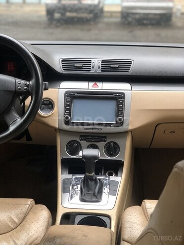 Volkswagen Passat 2006, 286,000 km - 2.0 l - Bakı