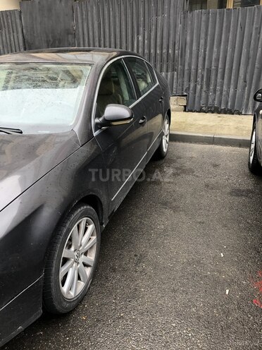 Volkswagen Passat 2006, 286,000 km - 2.0 l - Bakı