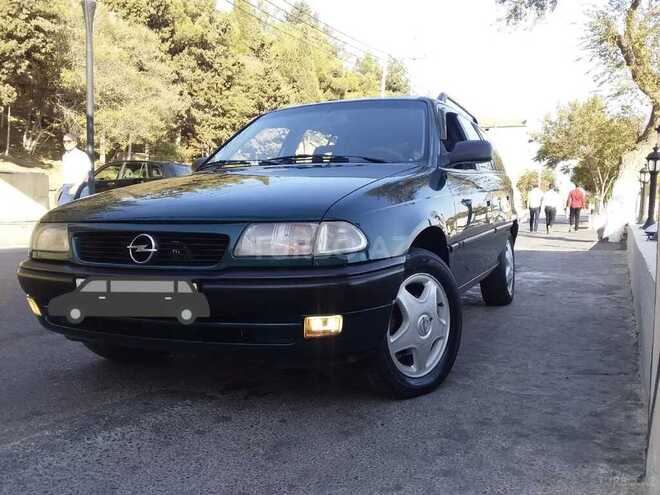 Opel Astra 1995, 500,000 km - 1.6 l - Bakı
