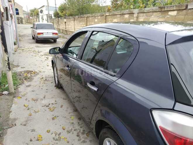 Opel Astra 2006, 218,000 km - 1.3 л - Bakı