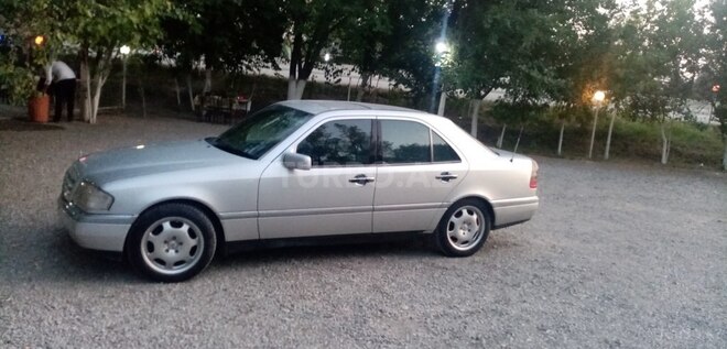 Mercedes C 220 1993, 386,765 km - 2.2 l - Gəncə