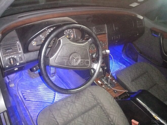 Mercedes C 220 1993, 386,765 km - 2.2 l - Gəncə