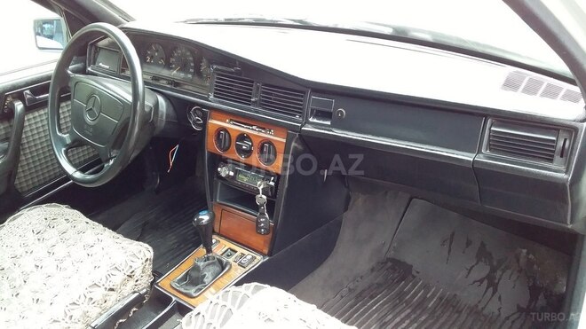 Mercedes 190 1990, 332,211 km - 2.0 l - Bakı