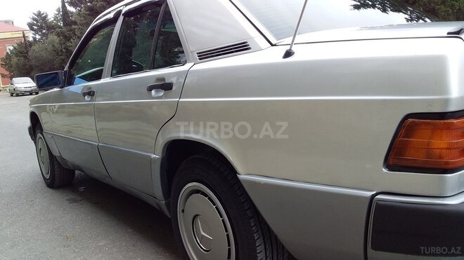 Mercedes 190 1990, 332,211 km - 2.0 l - Bakı