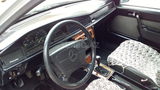 Mercedes 190 1990, 332,211 km - 2.0 l - Bakı