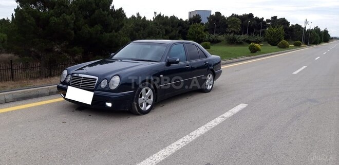 Mercedes E 240 1997, 365,000 km - 2.4 l - Bakı