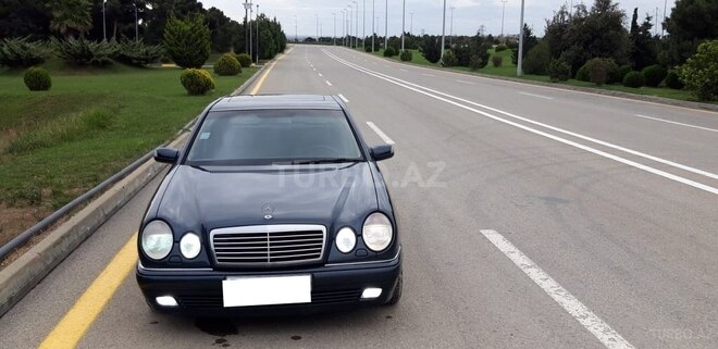 Mercedes E 240 1997, 365,000 km - 2.4 l - Bakı
