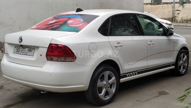 Volkswagen Polo 2013, 138,200 km - 1.6 l - Bakı