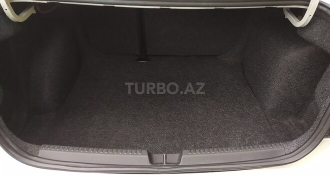 Volkswagen Polo 2013, 138,200 km - 1.6 l - Bakı