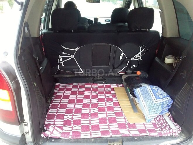 Opel Zafira 1999, 235,690 km - 1.8 l - Sumqayıt