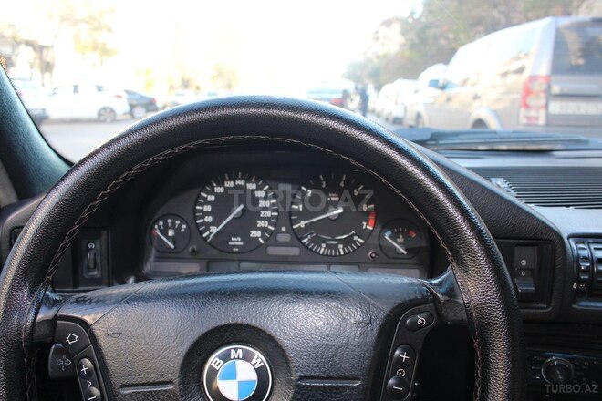 BMW 525 1995, 368,000 km - 2.5 l - Bakı