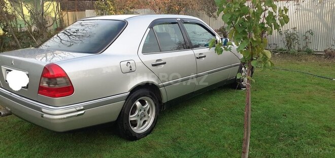 Mercedes C 220 1995, 339,084 km - 2.2 l - Zaqatala
