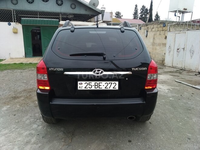 Hyundai Tucson 2008, 235,000 km - 2.0 l - Gəncə