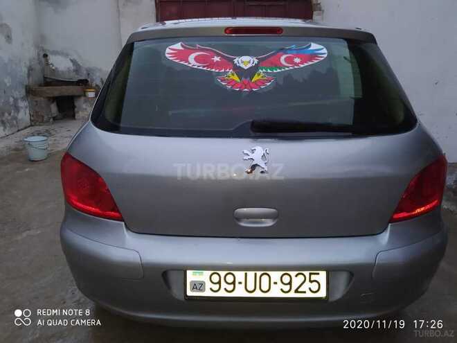 Peugeot 307 2003, 320,000 km - 1.6 l - Bakı