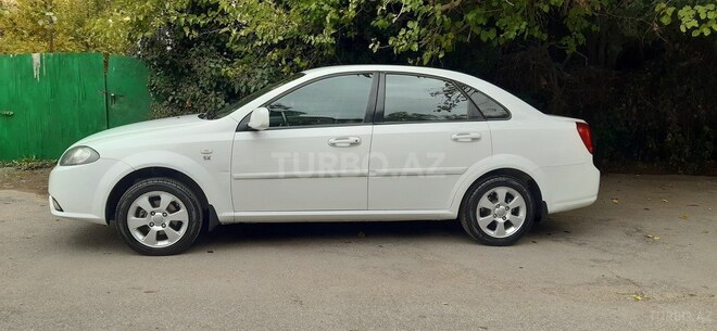 Daewoo Gentra 2013, 215,000 km - 1.5 l - Bakı