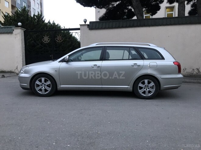 Toyota Avensis 2003, 278,000 km - 2.0 l - Bakı