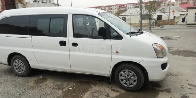 Hyundai H-1 2007, 270,000 km - 2.5 l - Bakı