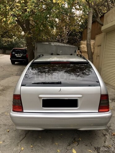 Mercedes C 220 1999, 350,000 km - 2.2 l - Bakı