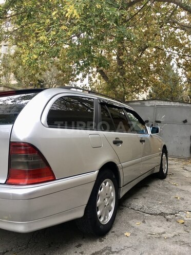 Mercedes C 220 1999, 350,000 km - 2.2 l - Bakı