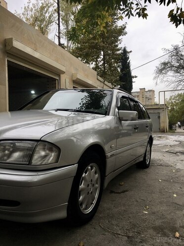 Mercedes C 220 1999, 350,000 km - 2.2 l - Bakı