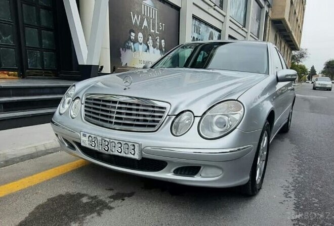 Mercedes E 240 2002, 236,000 km - 2.6 l - Bakı